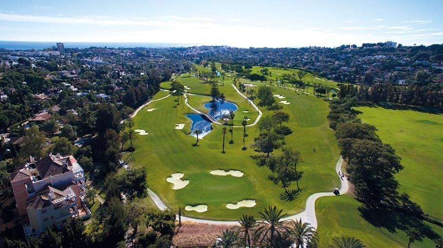 Апартаменты Guestready - Chasing The Sun In Malaga Марбелья Экстерьер фото